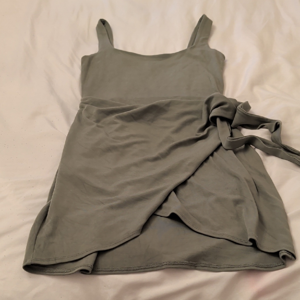 Wilfred Sleeveless Wrap Mini Dress in Sage